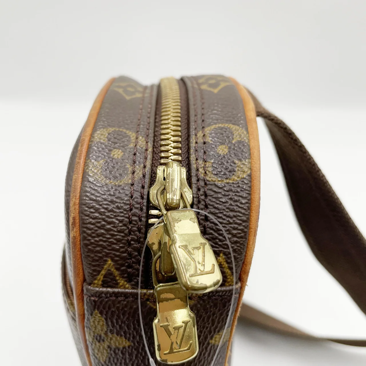 LV MONOGRAM POCHETTE GANGE view 6