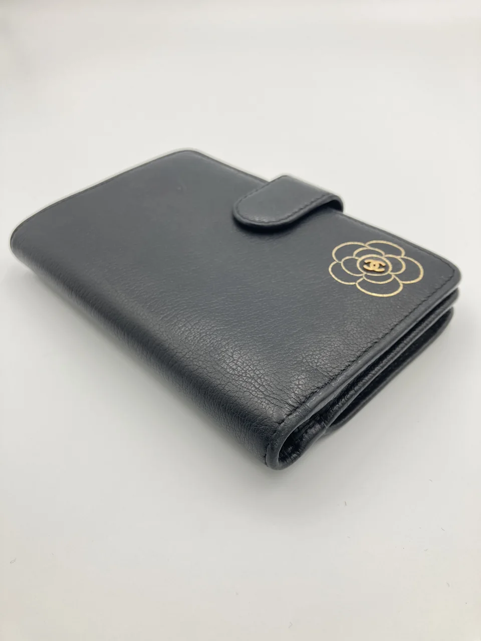 CHANEL CAMELLIA BIFOLD WALLET (16 SERIAL CODE) view 5