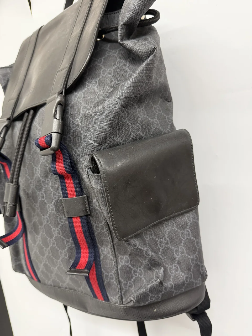 GUCCI BACKPACK view 3
