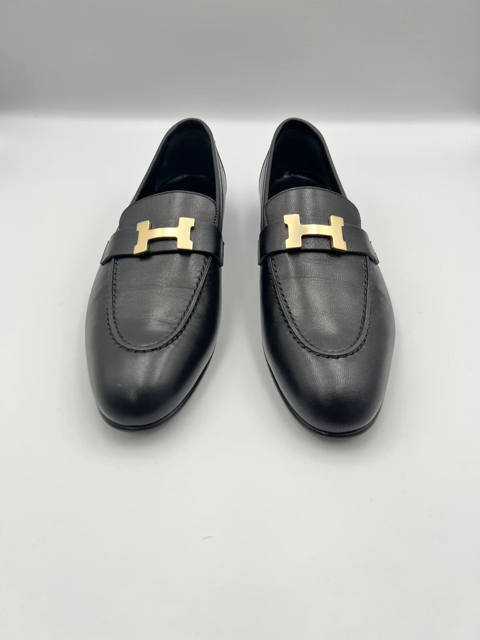 HERMES LOAFERS (SIZE 40 - BRANDNEW) view 2