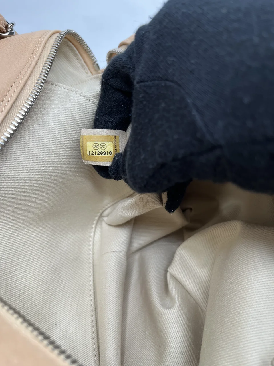 CHANEL CAVIAR CHAIN TOTE BAG (12 SERIAL CODE) view 10