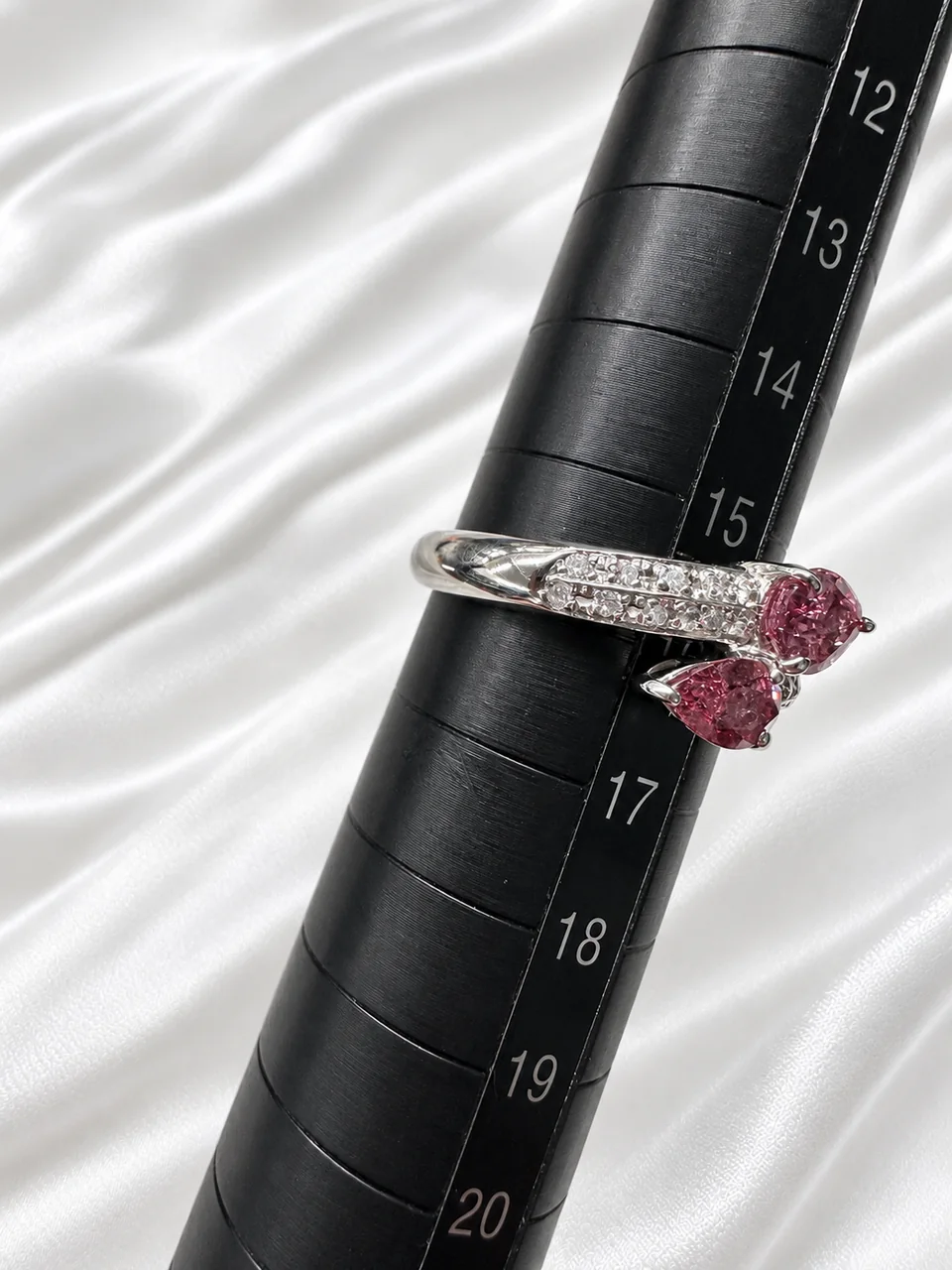 PT900 PADPARADSCHA SAPPHIRE RING S0.84 S0.62 D0.15 8.2G /CERT hover