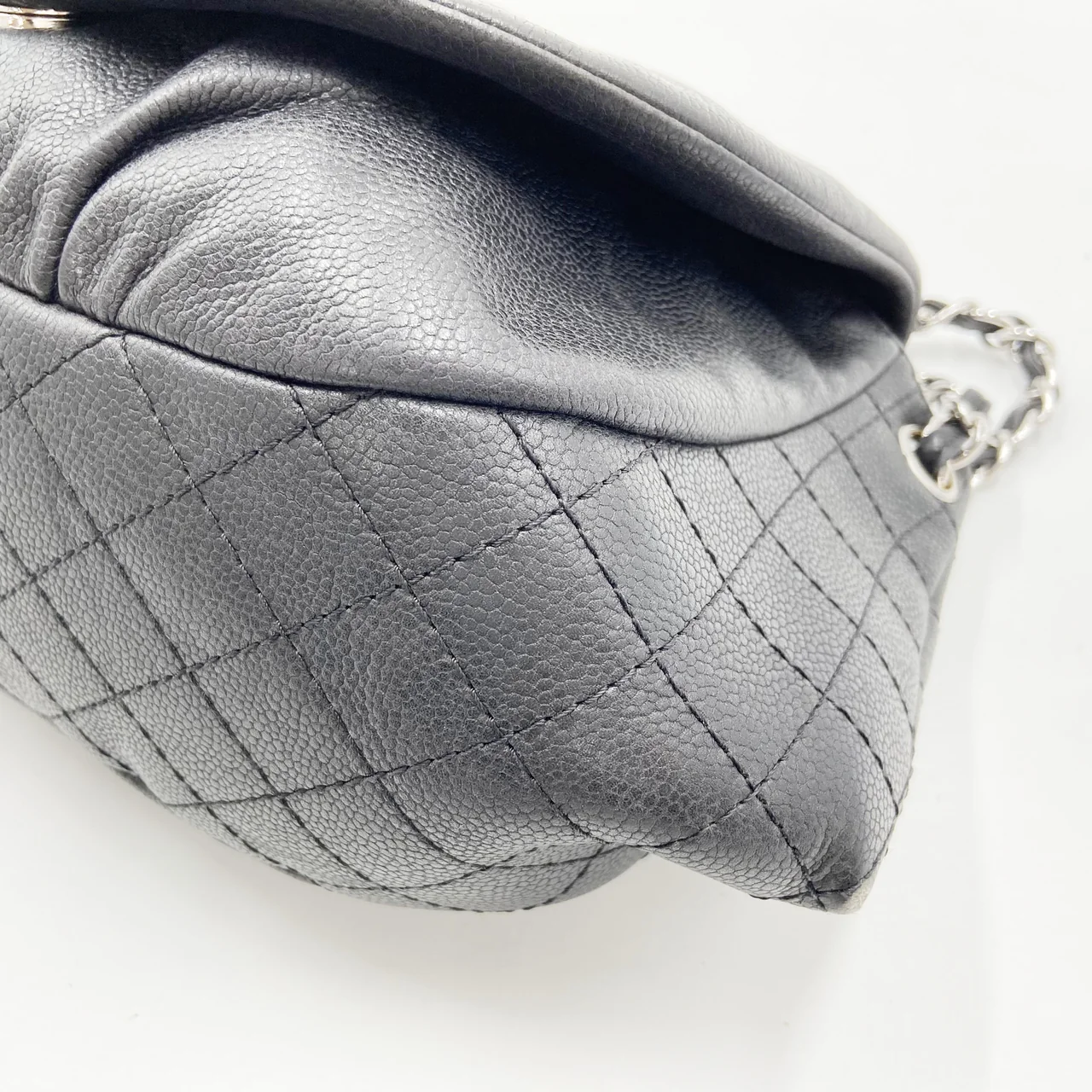 CHANEL CAVIAR CHAIN SHOULDER BAG (12 SERIAL CODE) view 5