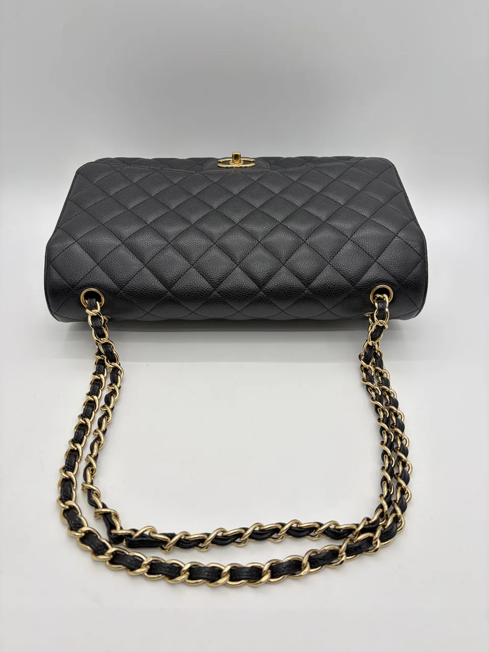 CHANEL CAVIAR MAXI DECA MATELASSE (18 SERIAL CODE) view 4