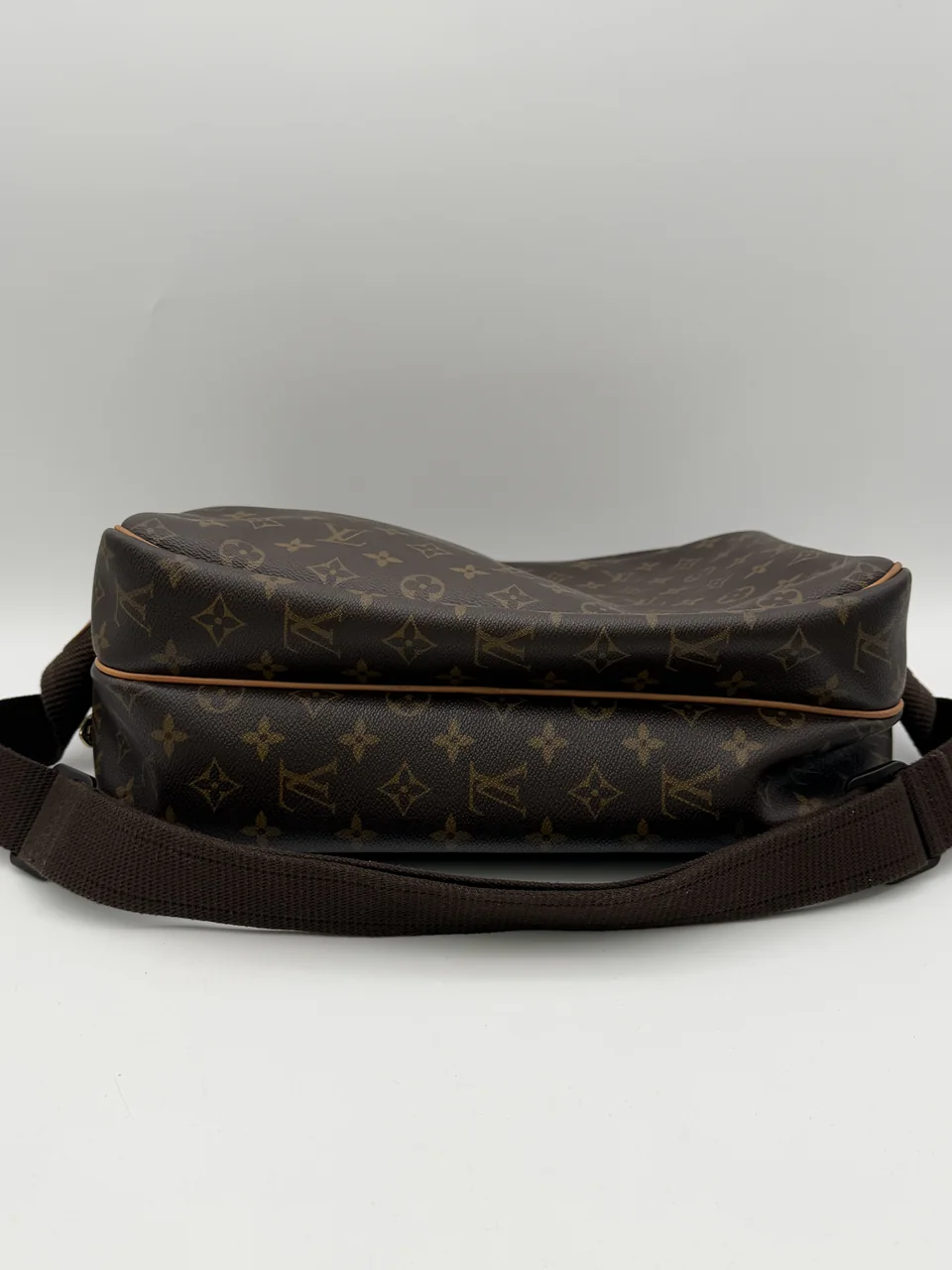 LV MONOGRAM REPORTER GM view 6
