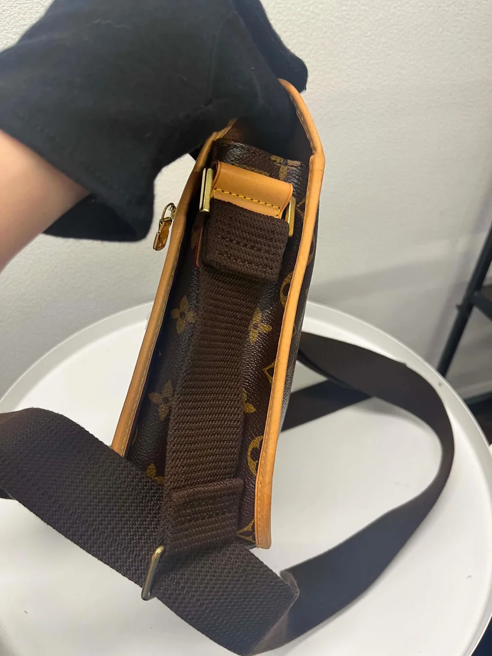 LV MONOGRAM MESSENGER BOSPHORE view 11