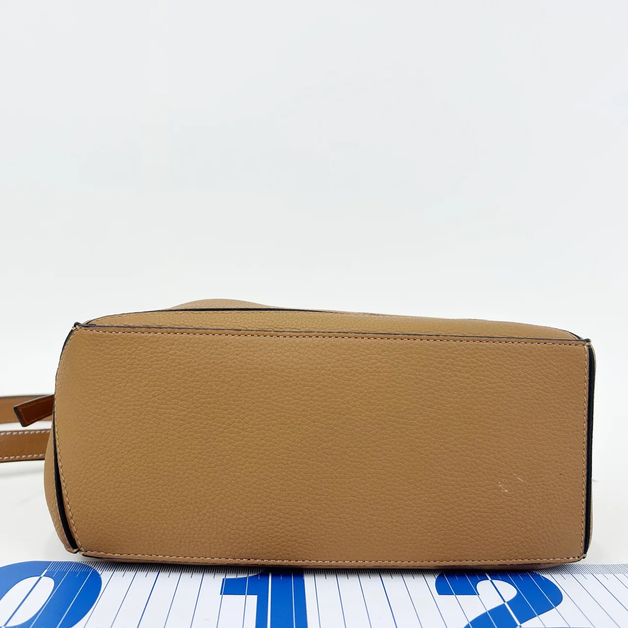 LOEWE PUZZLE SMALL BAG (LIGHT CAMEL) view 3