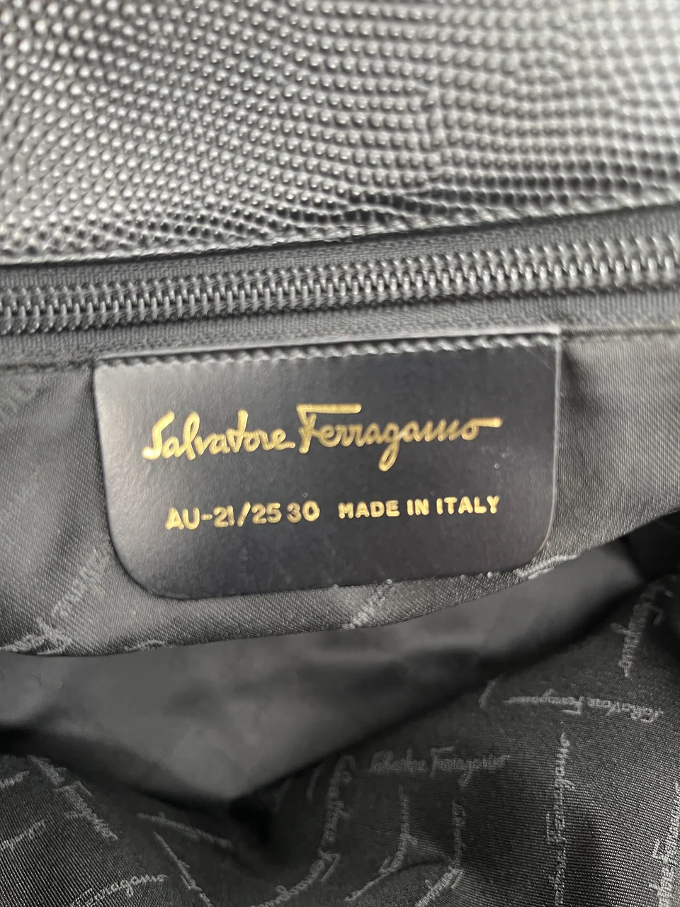 SALVATORE FERRAGAMO VARA TOTE BAG view 9