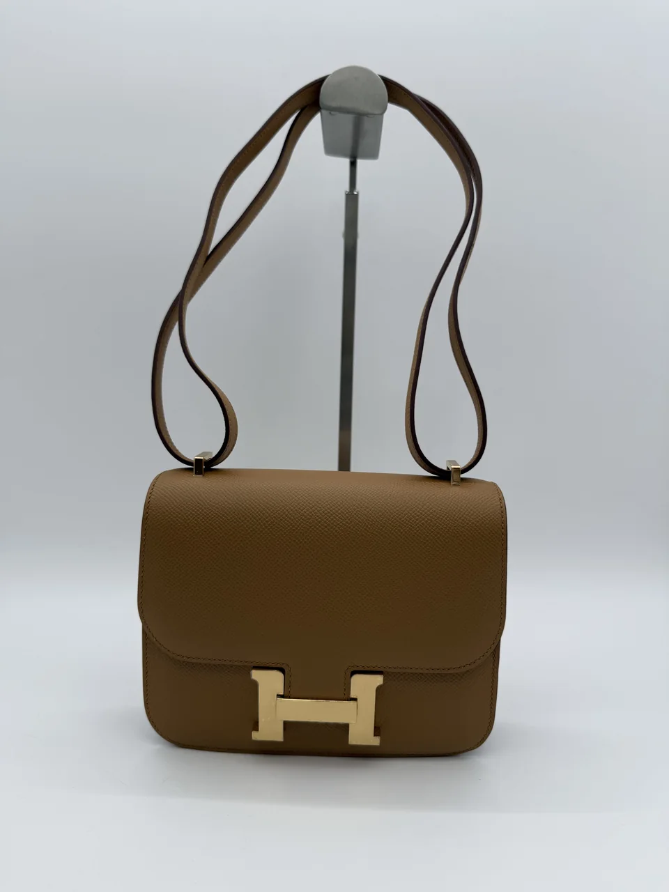 HERMES CONSTANCE (B STAMO) hover