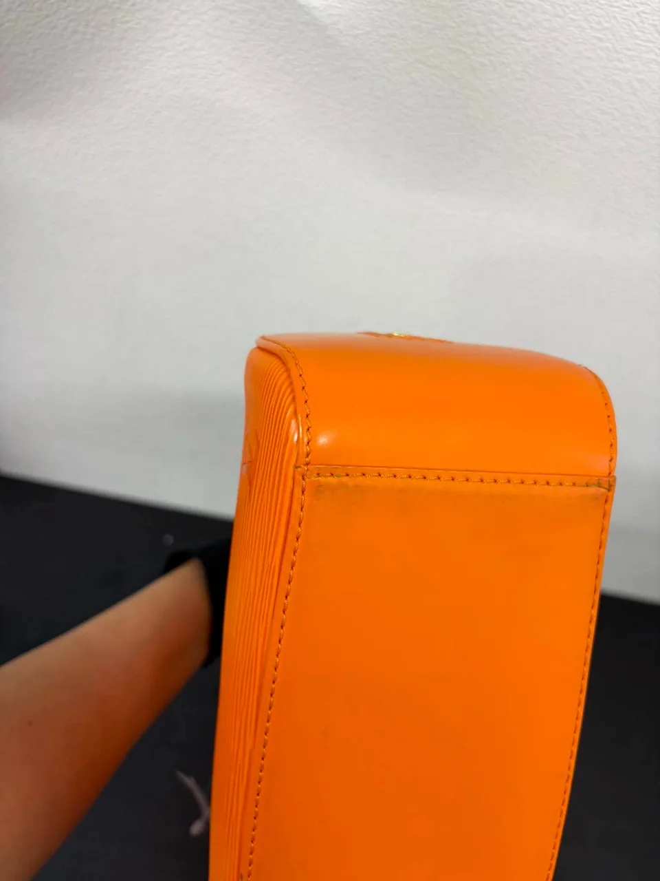 LV EPI M5208H photo 16