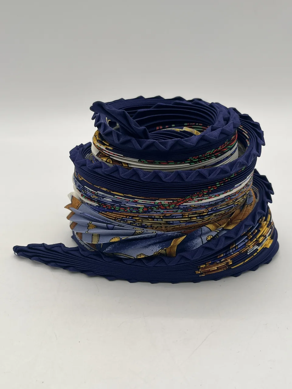 HERMES PLEATED SCARF view 5