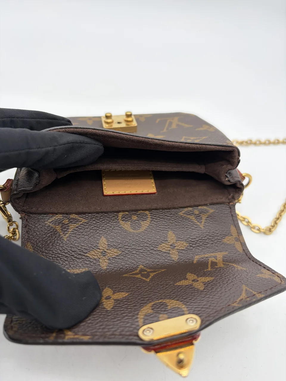 LV MONOGRAM MICRO METIS view 8