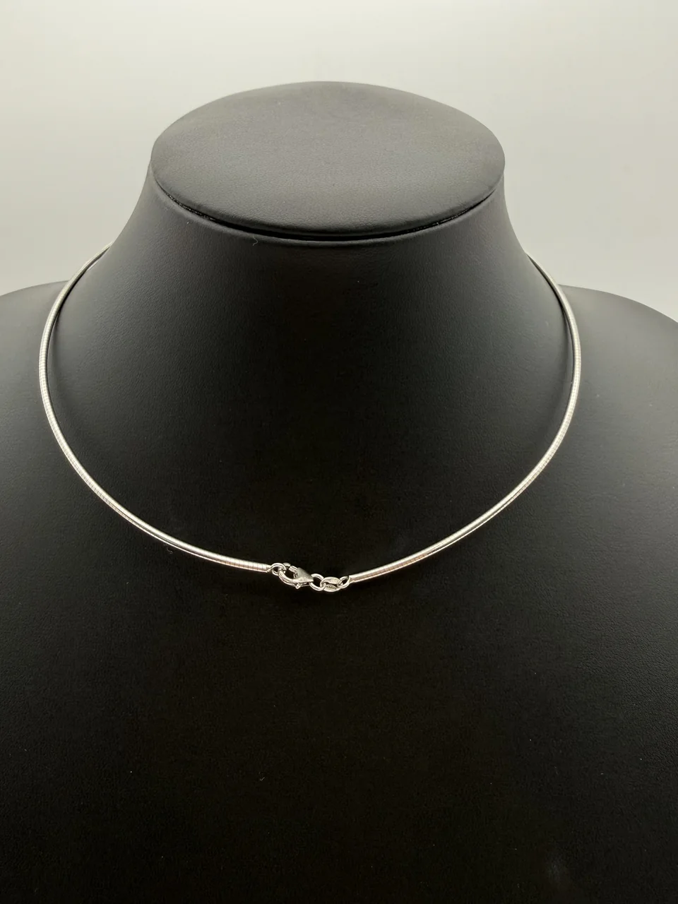 HERMES H CUBE NECKLACE view 4