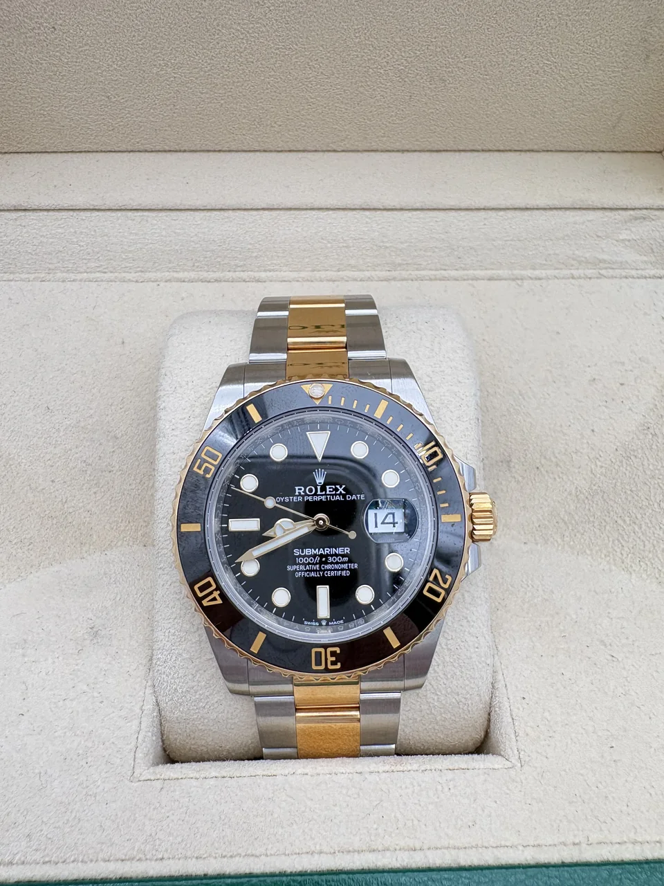 Rolex Submariner Date 126613LN 585U65Y4 Automatic SS/YG Black view 5