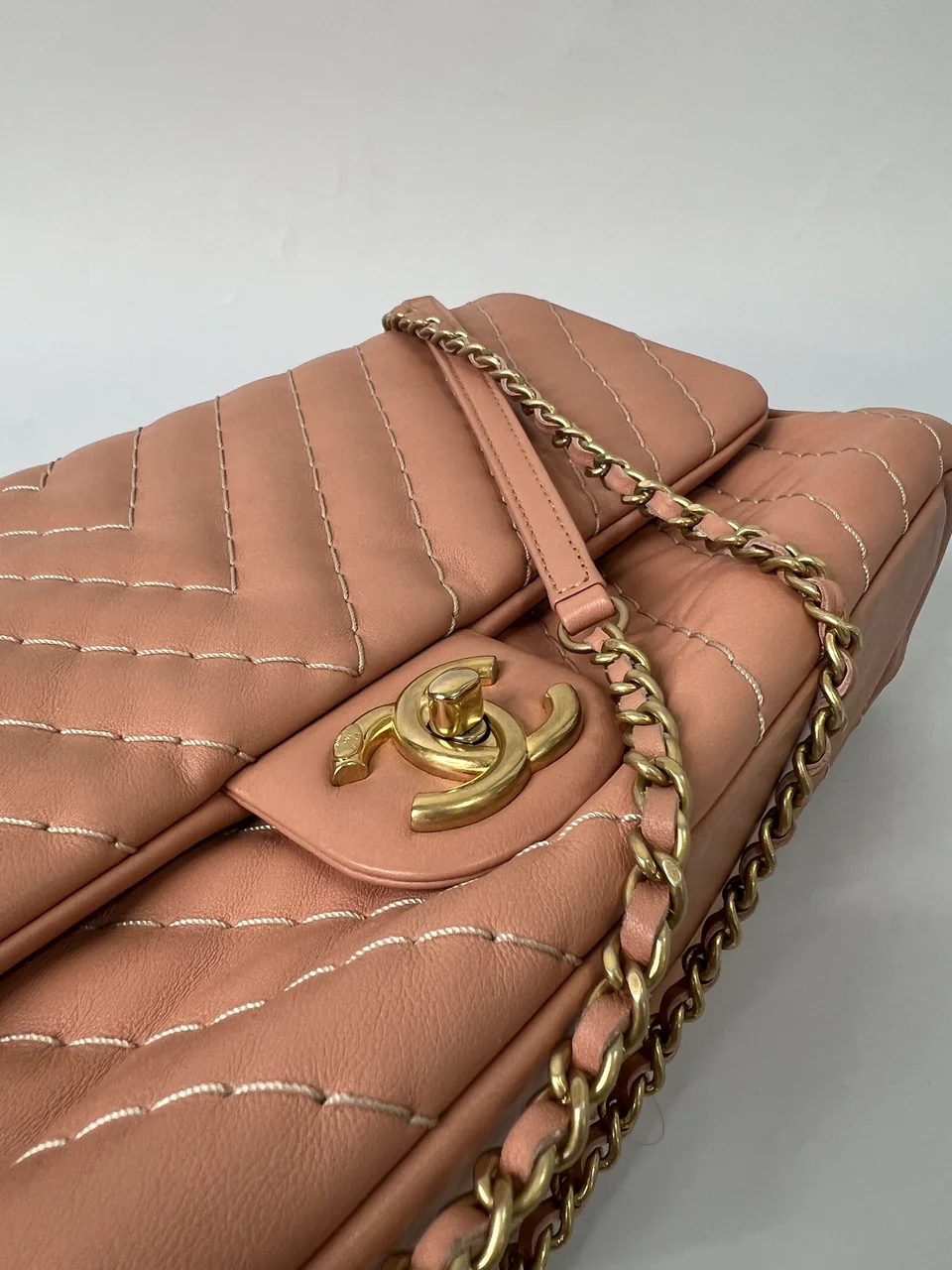 CHANEL CHEVRON 31 SINGLE FLAP view 7