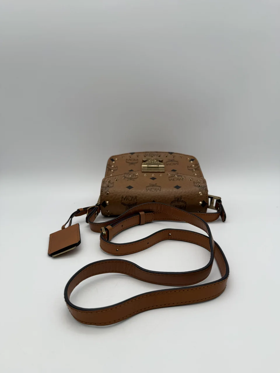 MCM STUDS SHOULDER BAG (BROWN) view 7