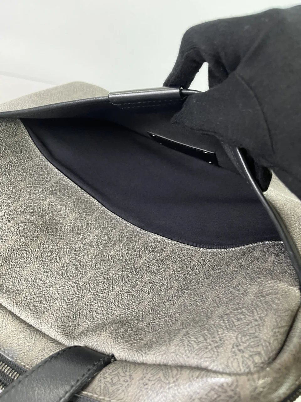 LOEWE BUSINESS BAG view 9