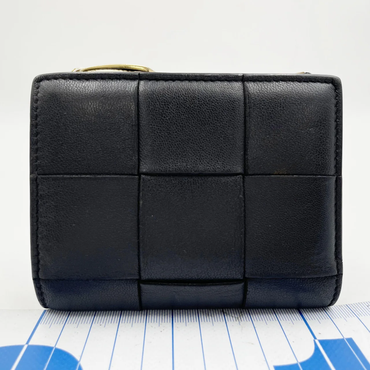 BOTTEGA VENETA BIFOLD WALLET (BLACK)