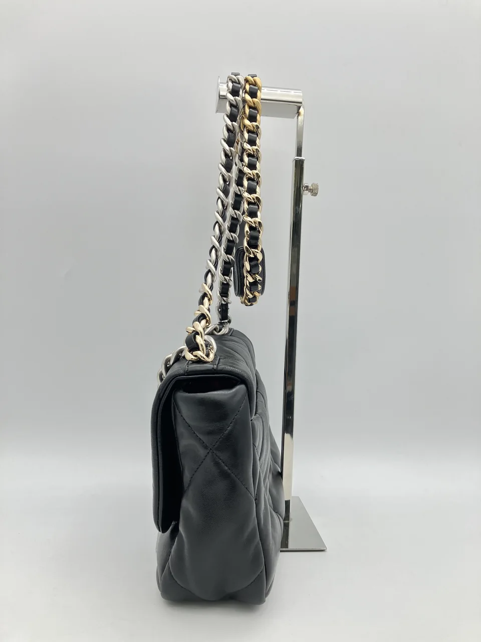 CHANEL LAMB SKIN DIXNEUF view 5