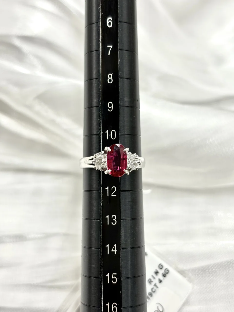 MB-210.600.054.5 view 4