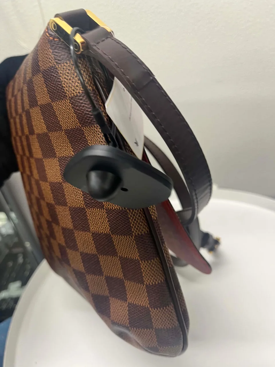 LV DAMIER MUSETTE TANGO LONG view 3