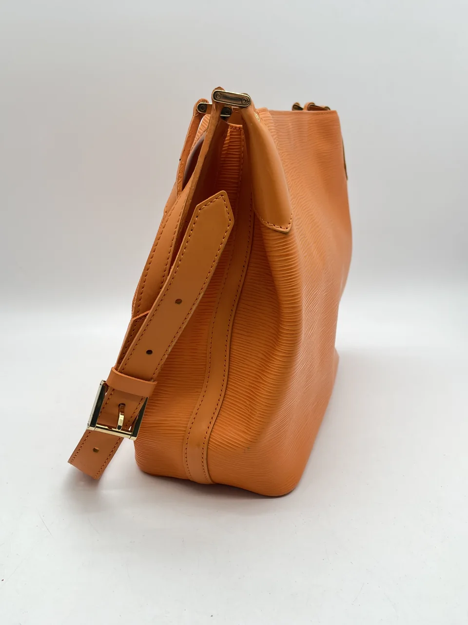 LV EPI MANDALA MM hover
