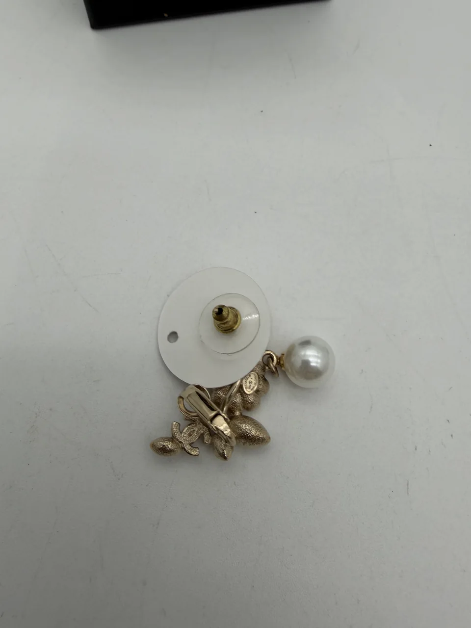 CHANEL FLOWER EARRINGS hover