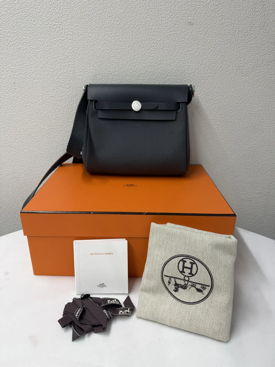 HERMES HERBAG ZIP MINI (K STAMP) view 3