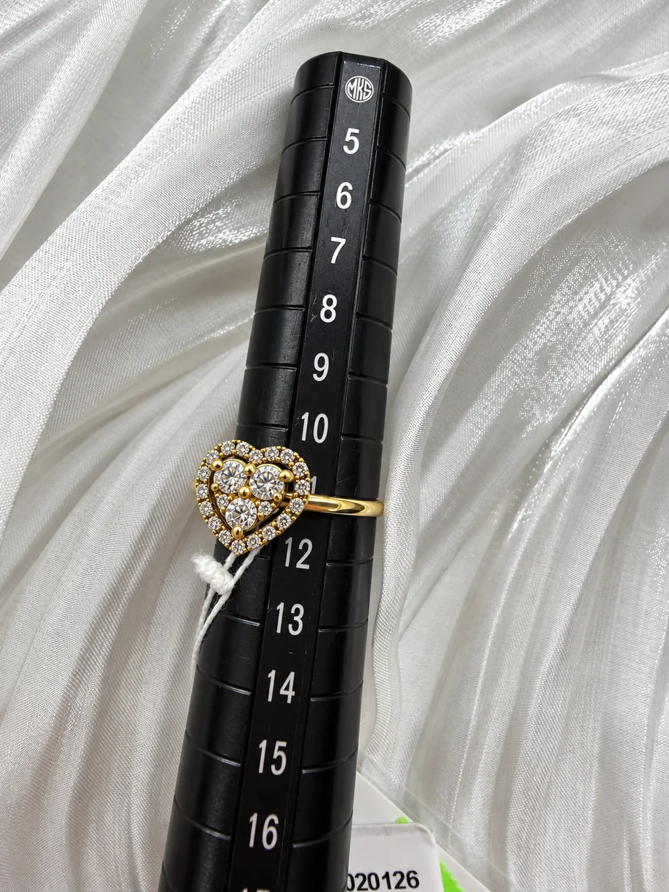 K18 HEART RING FD0.30CT 1.9G hover