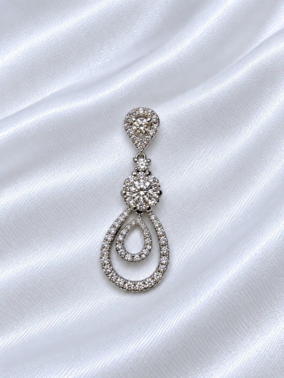 K18 DIAMOND PENDANT FD0.63CT 2.2G