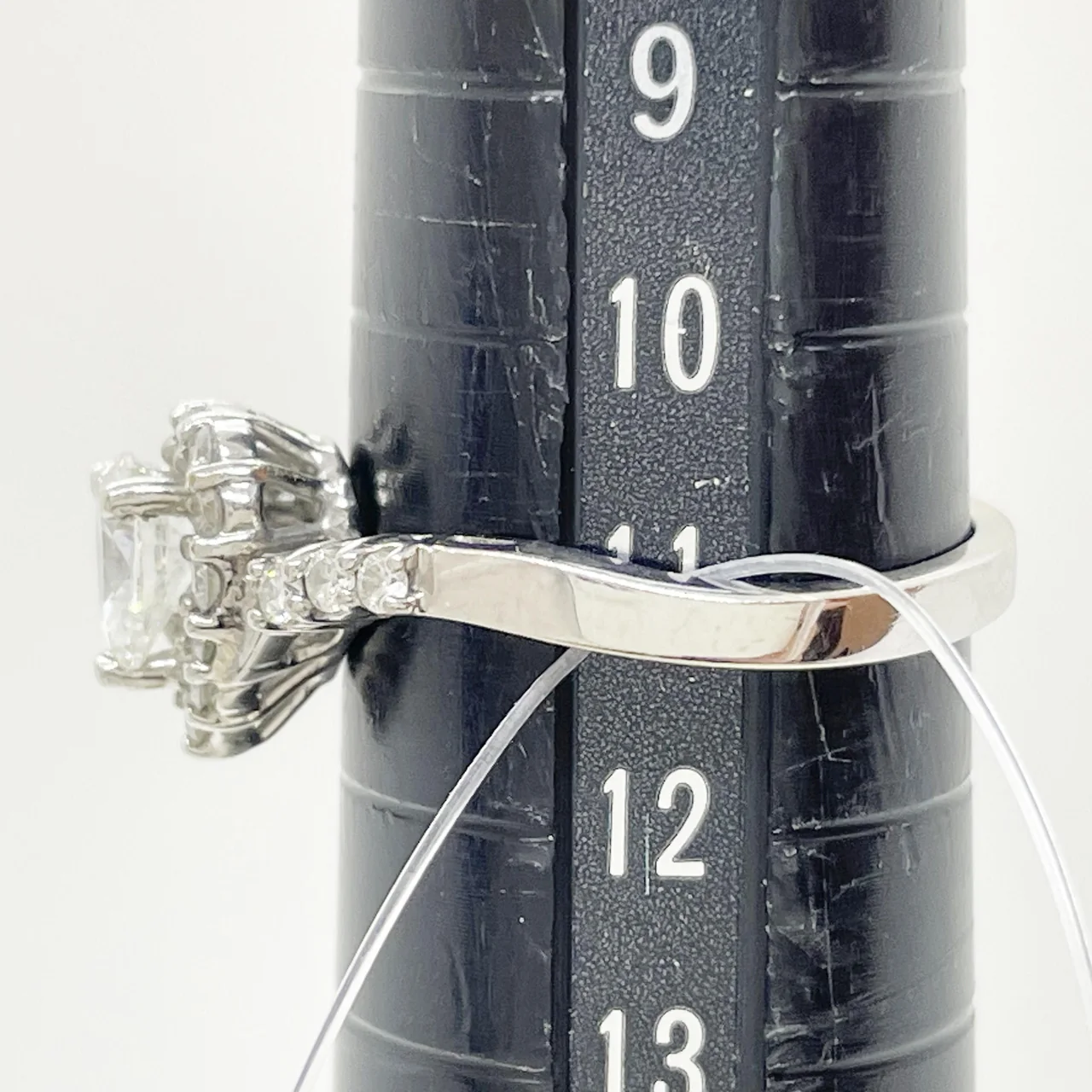 k14 DIAMOND RING view 4