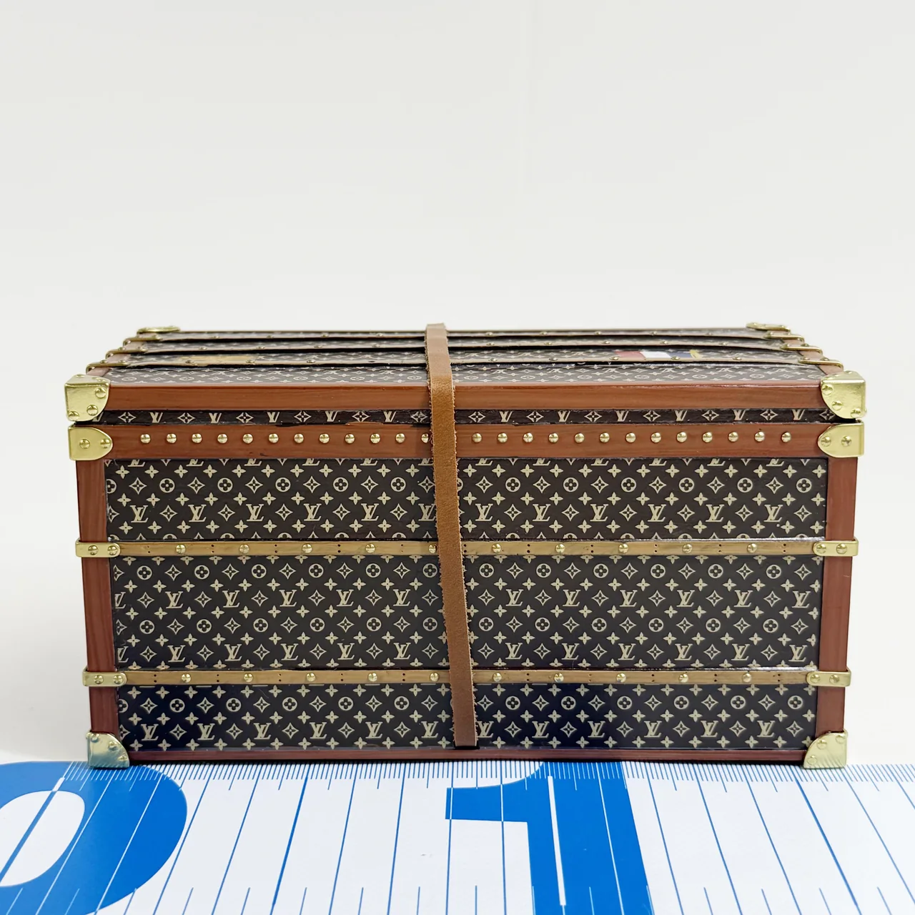 LV MISS FRANCE hover
