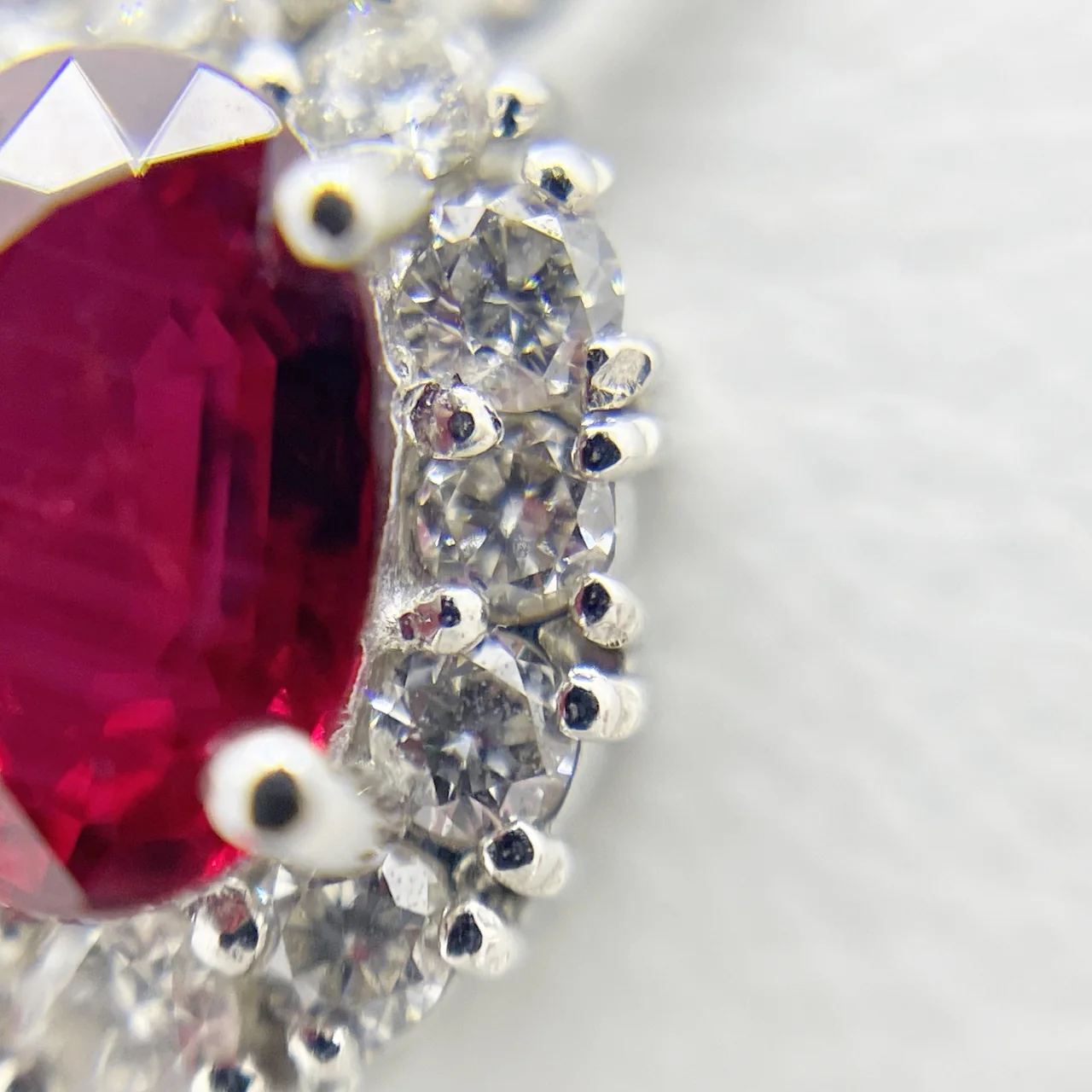 PT850/PT900 RUBY NECKLACE R0.72CT FD0.19CT 2.9G view 6
