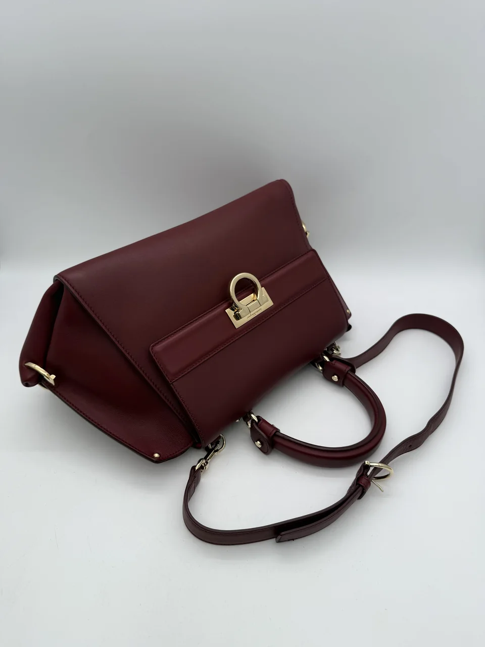 SALVATORE FERRAGAMO SOPHIA (RED) view 8