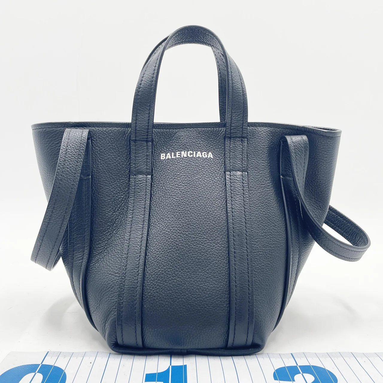 BALENCIAGA EVERYDAY XS