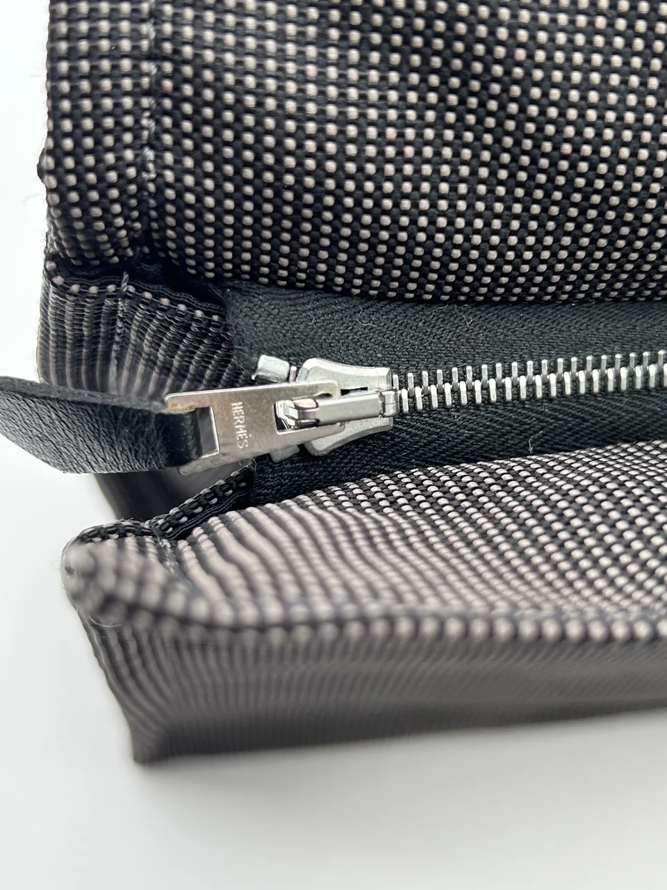 HERMES HERLINE POUCH view 9
