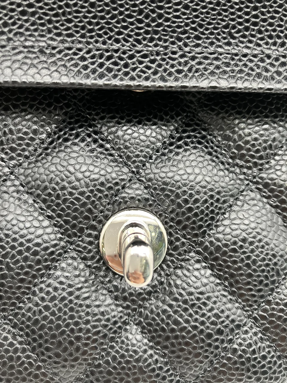 CHANEL CAVIAR DOUBLE FLAP MATELASSE 25 view 10