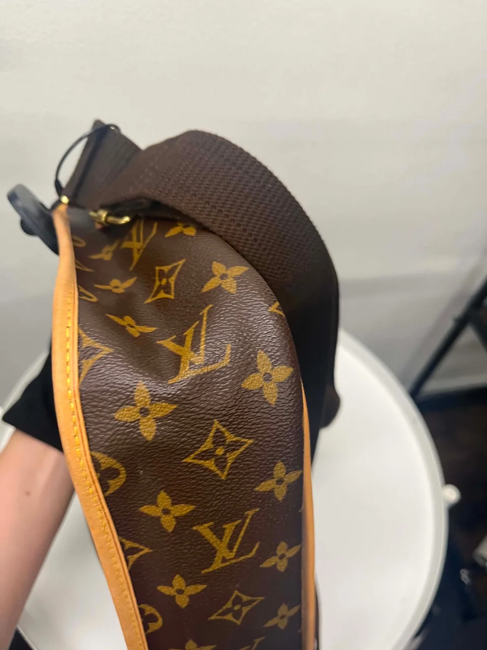 LV MONOGRAM MESSENGER BOSPHORE view 10