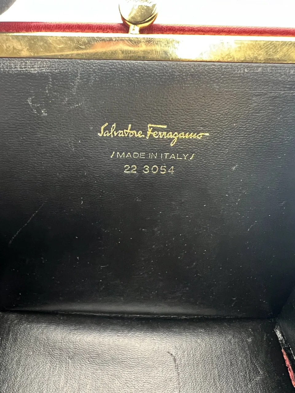 SALVATORE FERRAGAMO VARRA SHOULDER BAG view 10