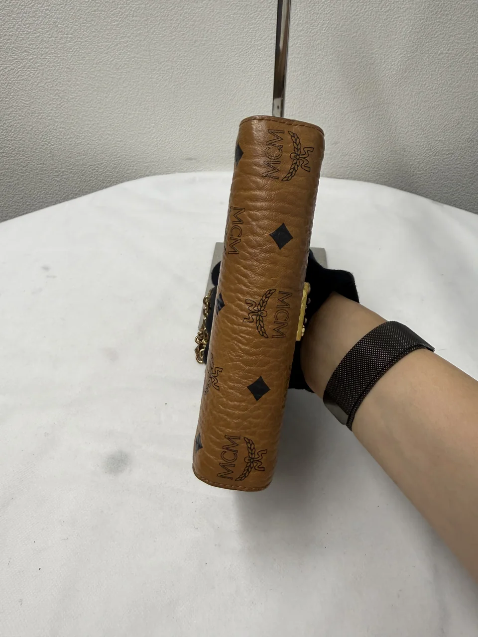 MCM CHAIN SHOULDER BAG view 5