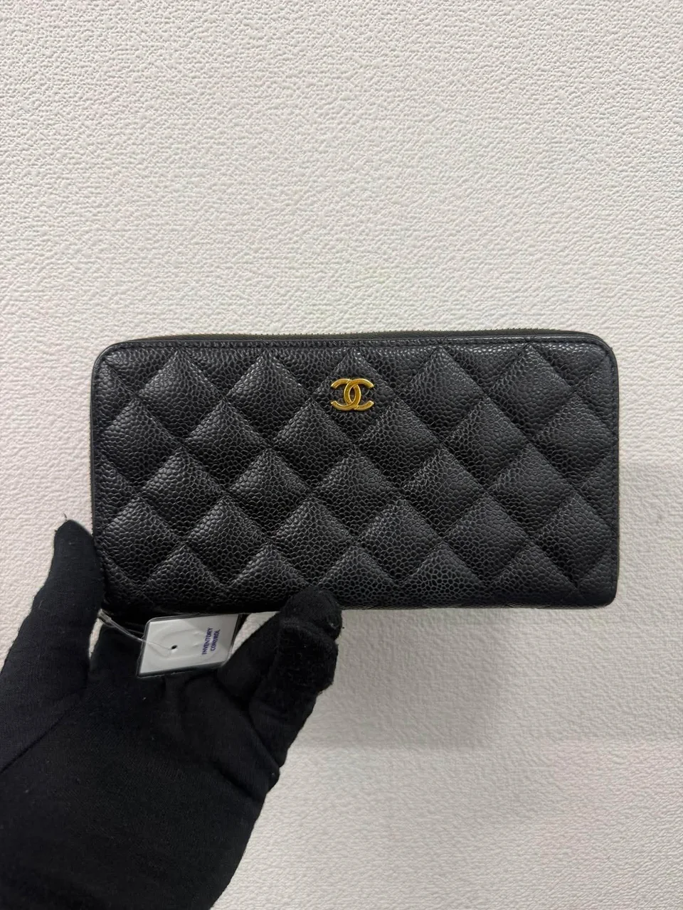CHANEL CAVIAR ROUND FASTENER LONG WALLET