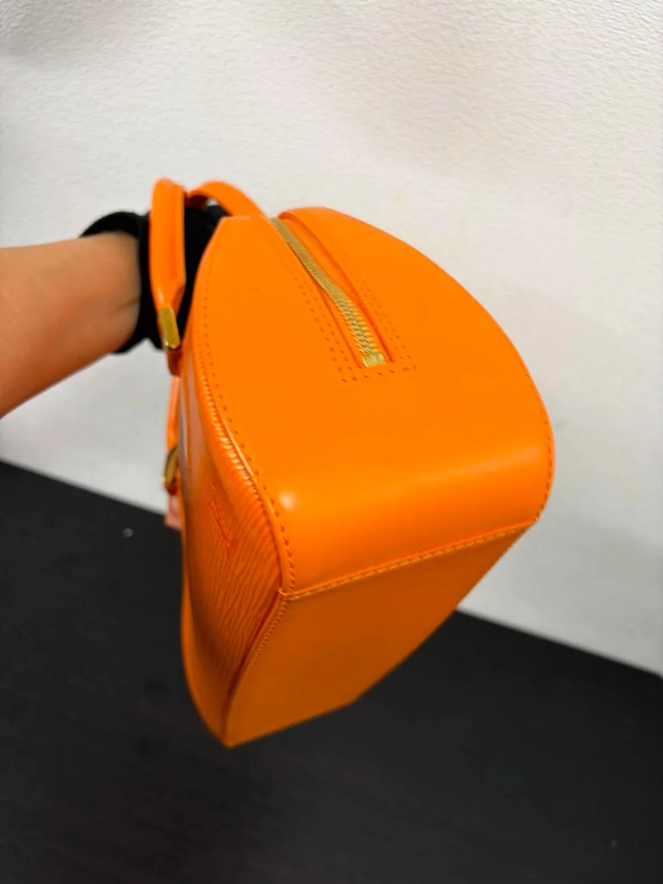 LV EPI M5208H photo 8