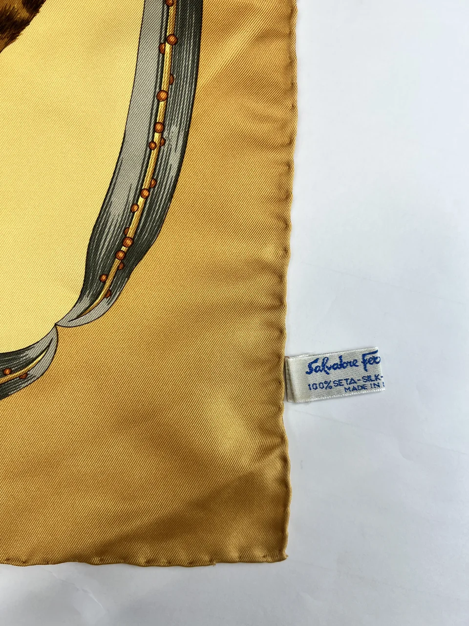 SALVATORE FERAGAMO SCARF view 6