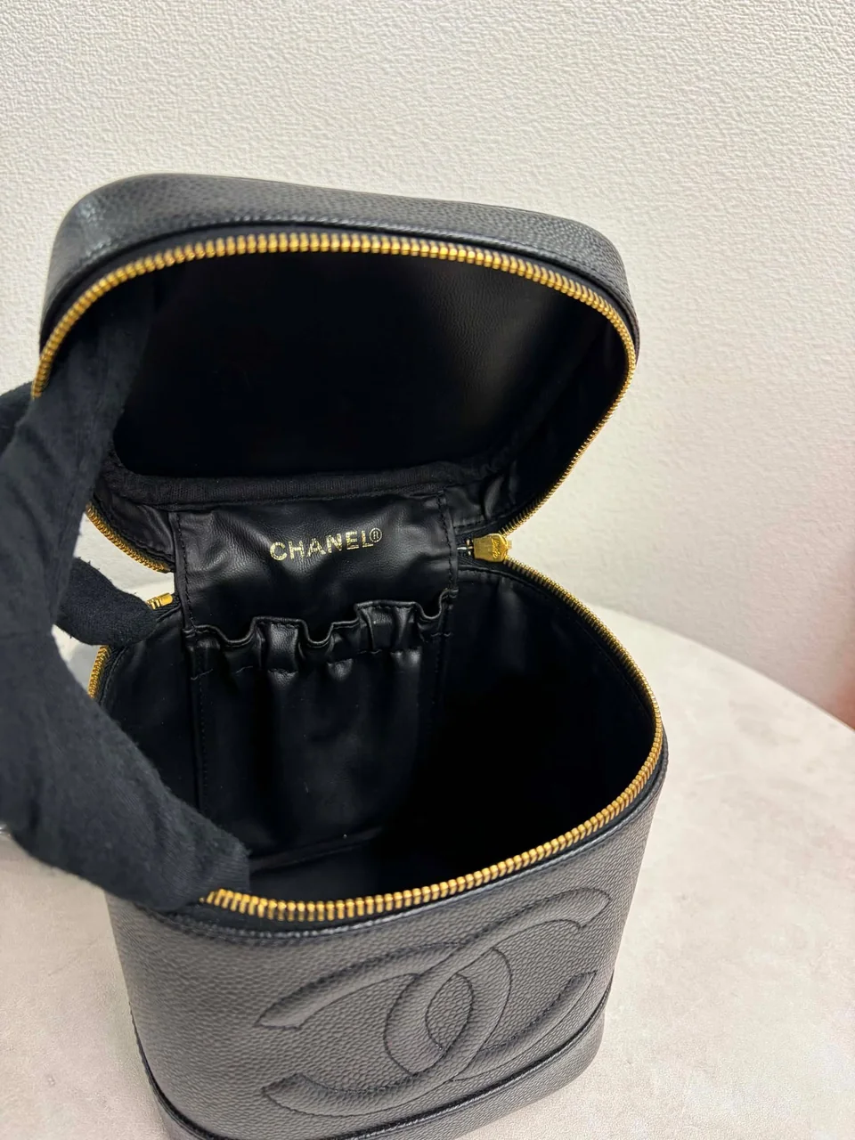CHANEL CAVIAR 01998 view 3