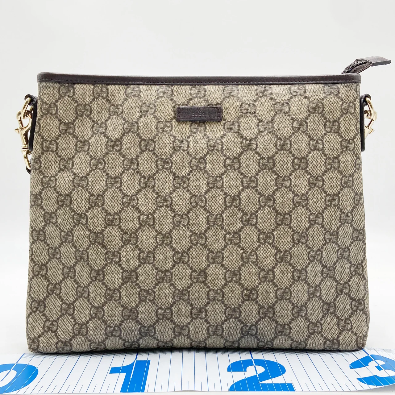 GUCCI GG SUPREME SHOULDER BAG