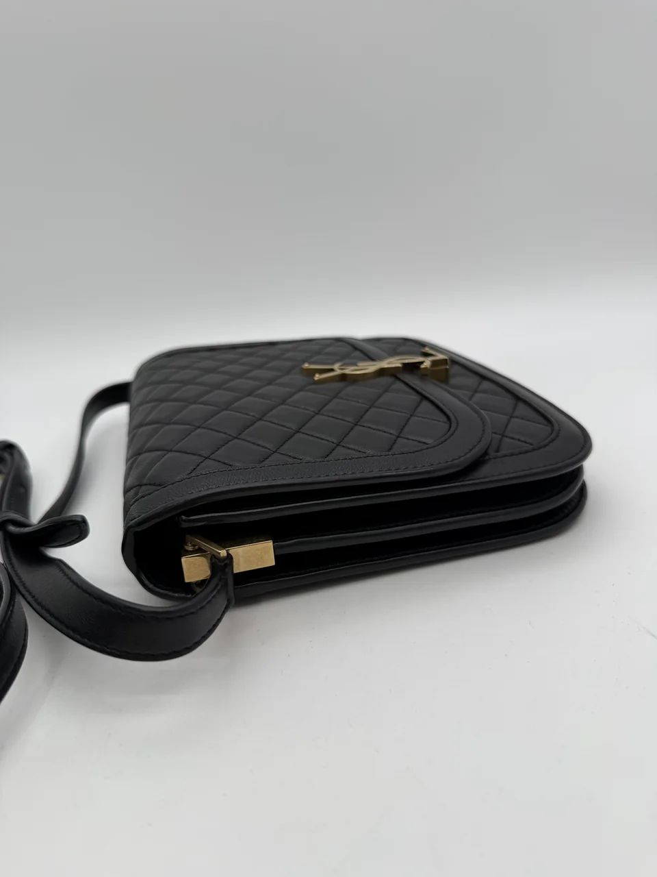 SAINT LAURENT MEDIUM SOLFERINO (BLACK) view 3