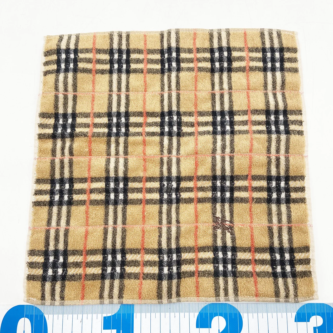 BURBERRY HAND TOWEL