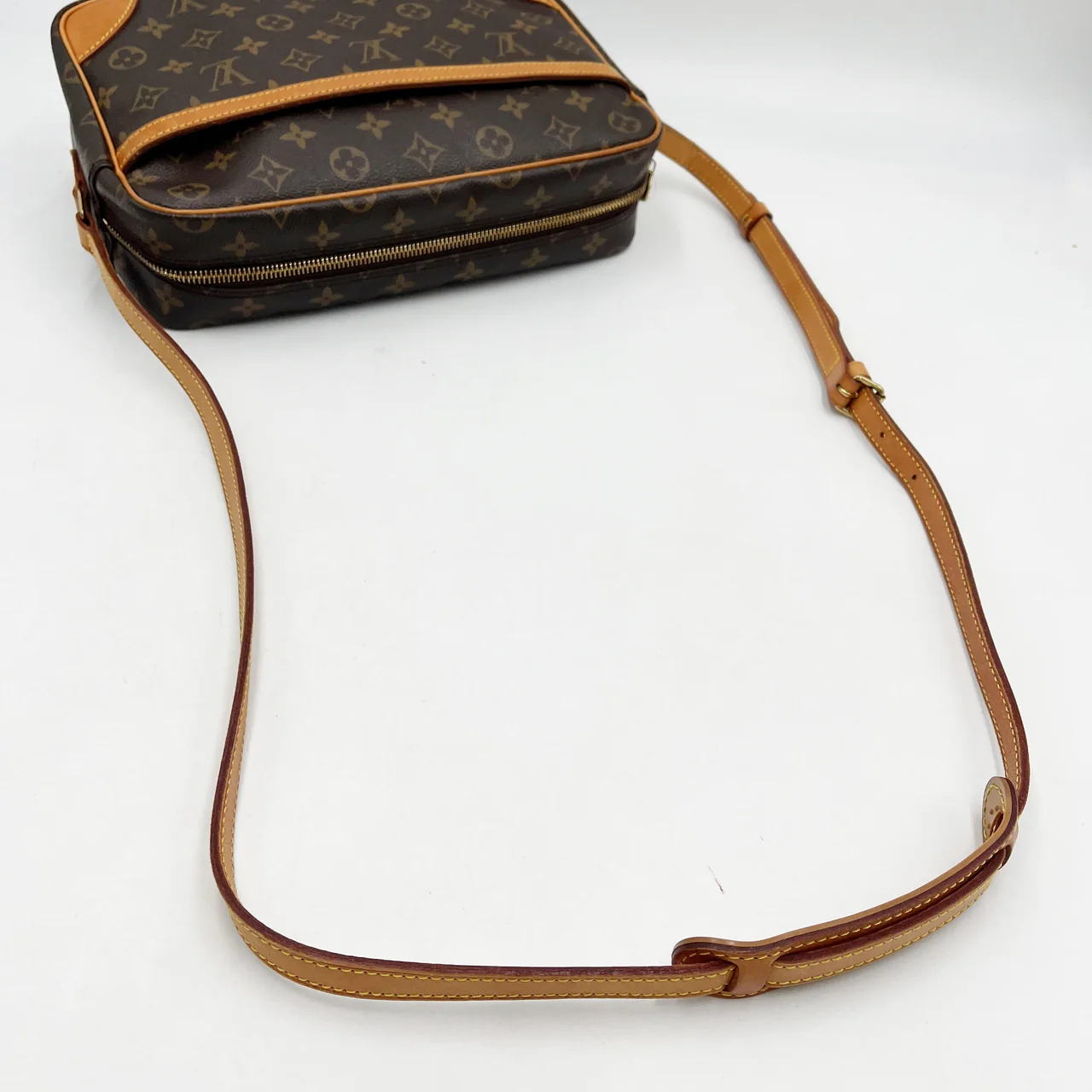 LV MONOGRAM TROCADERO 30 view 6