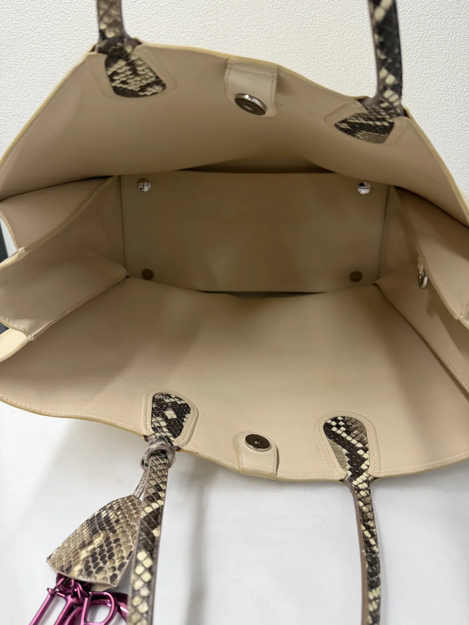 DIOR TOTE BAG view 4