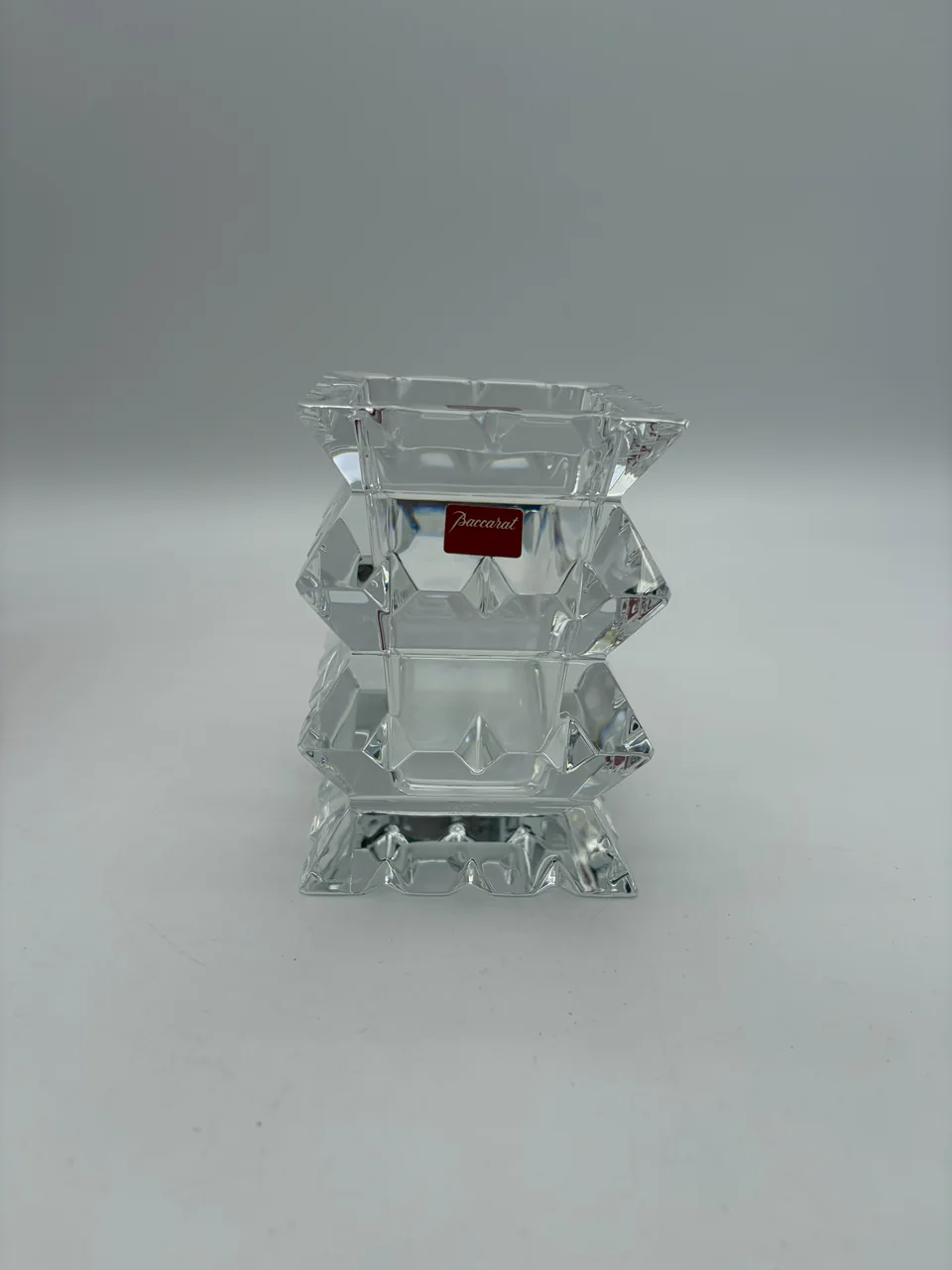 BACCARAT VASE hover